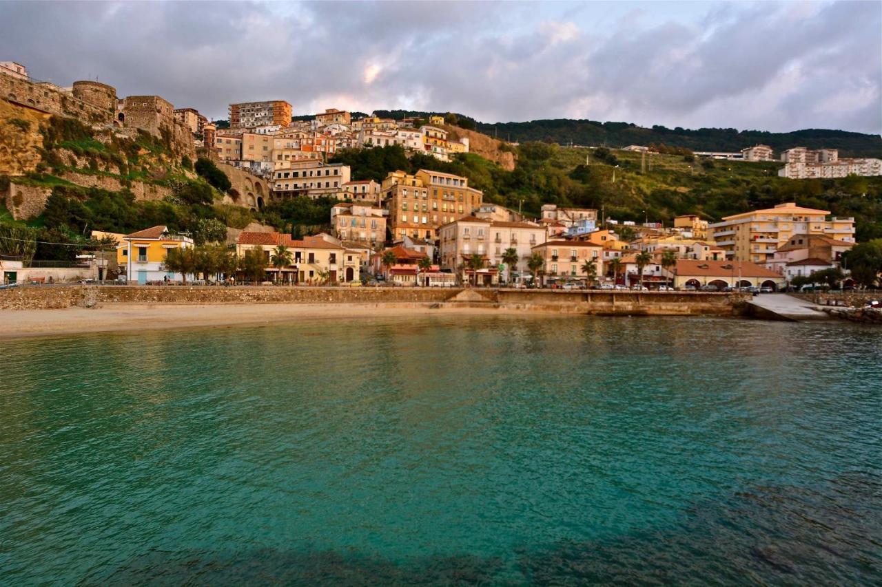 Bed and Breakfast Mediterraneo Tartufoexperience à Pizzo  Extérieur photo